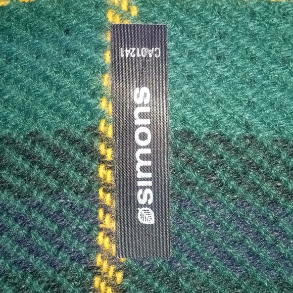 Simons Oversized Scarf - Picture 3 of 6